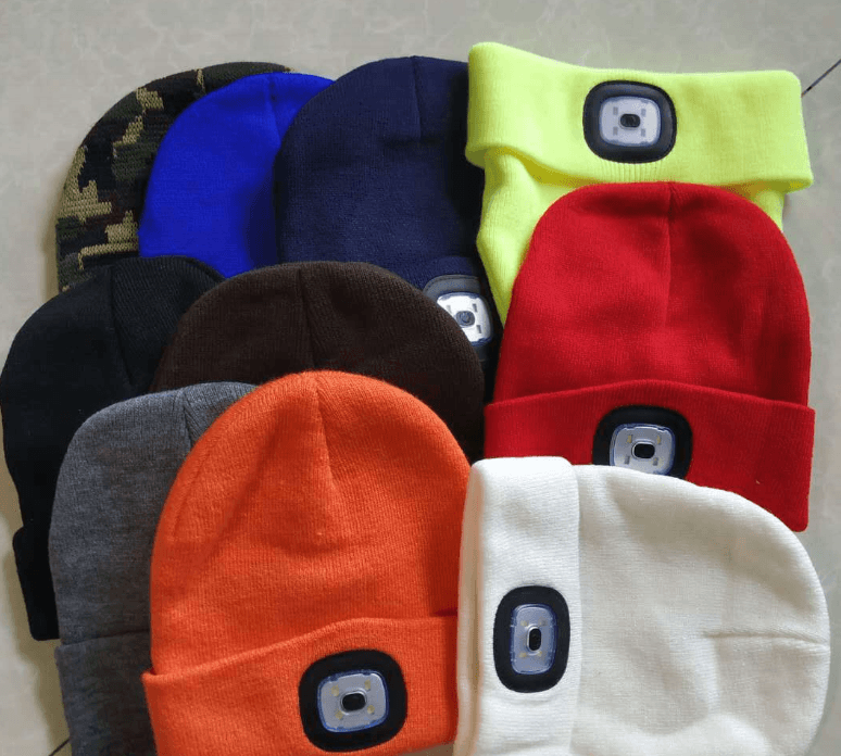 Unisex LED Lighted Knitted Beanie Cap Warm Winter