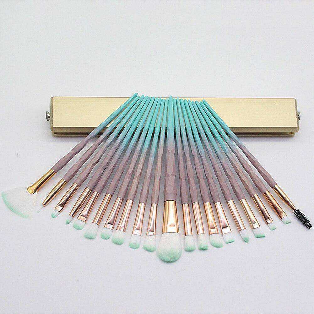 20Pcs Aesthetic Diamond Makeup Brushes with Powder Pouf Set