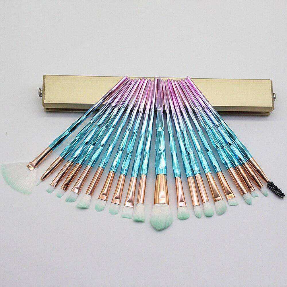 20Pcs Aesthetic Diamond Makeup Brushes with Powder Pouf Set
