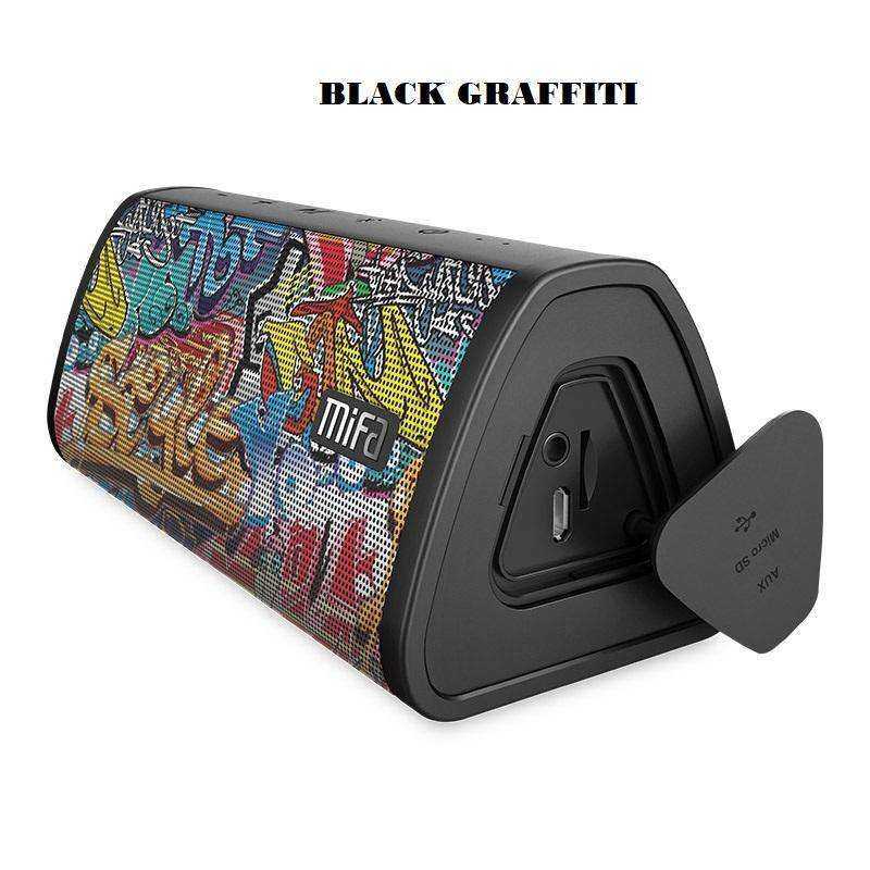 Aesthetic Portable 6D Waterproof Bluetooth Speaker Wireless Speaker With Microphone