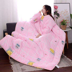 Winter Lazy Quilt With Sleeves