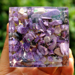 Tree of Life Pyramid Orgone Peridot With Charoite Natural Crystal Stones
