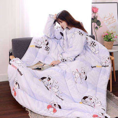 Winter Lazy Quilt With Sleeves