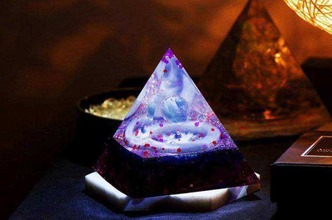 Image of Marriage Good Luck Awakening Orgonite Crystal Pyramid (8.5cm)