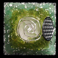 Chamuel Flower Of Life Anahata Awakening Orgonite Pyramid Orgone Energy (9cm)