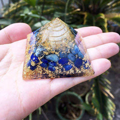 Blue Lapis Awakening Orgonite Crystal Pyramid Vishuddha Chakra Zadkiel (9CM)