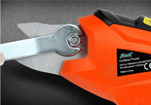 Image of New Electric Rechargeable Pruning Shears