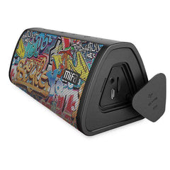 Aesthetic Portable 6D Waterproof Bluetooth Speaker Wireless Speaker With Microphone
